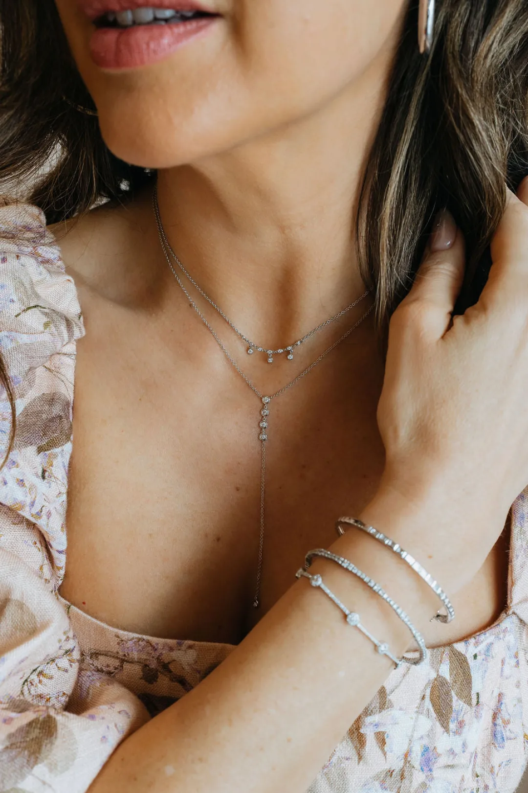 diamond_bezel_lariat_neck_5.webp Mama Bijoux Diamond Bezel Lariat Necklace Fashion
