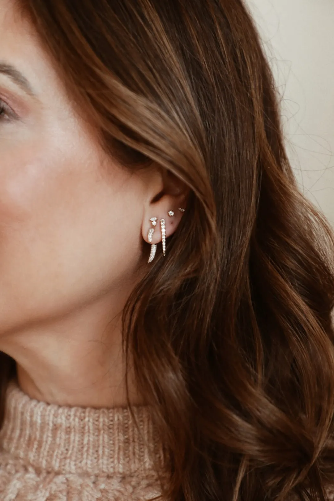 diamond_pav_claw_earring__1.webp Mama Bijoux Diamond Pavé Claw Earring Jackets Sale