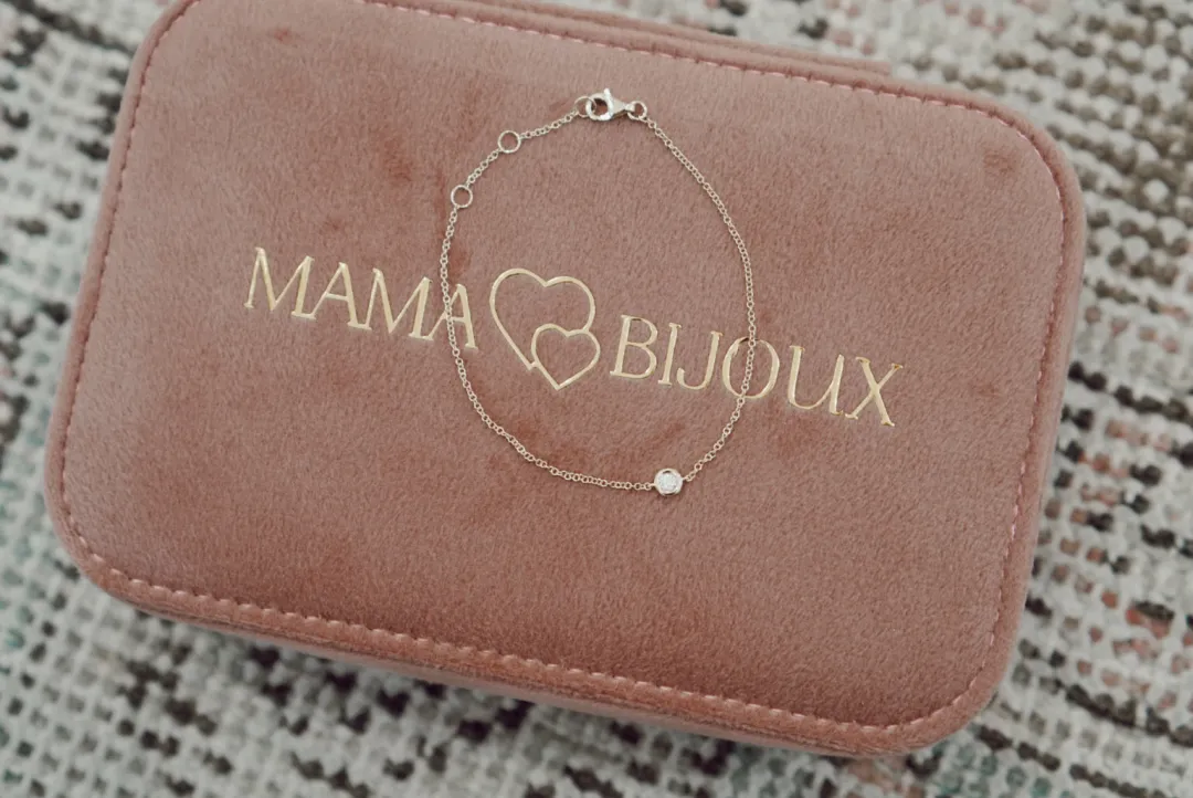 floating_diamond_bracelet_0.webp Mama Bijoux Floating Diamond Bracelet Online