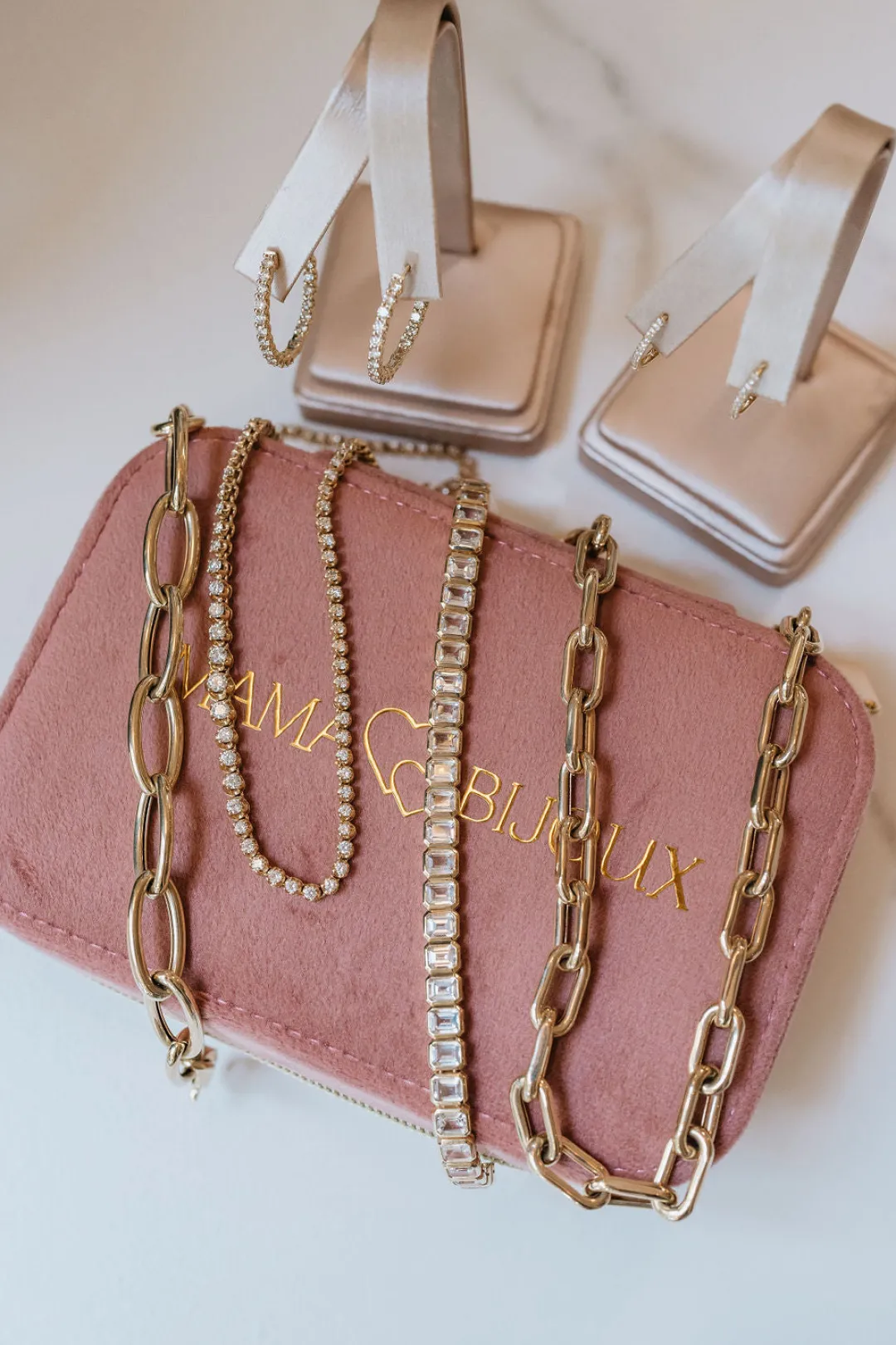 graduated_crown_set_diamo_1.webp Mama Bijoux Graduated Crown Set Diamond Tennis Necklace Clearance