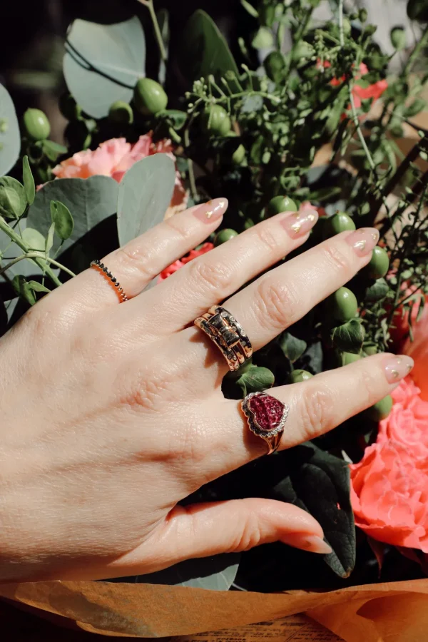 Mama Bijoux Hearts of Gold Pinky Ring Online