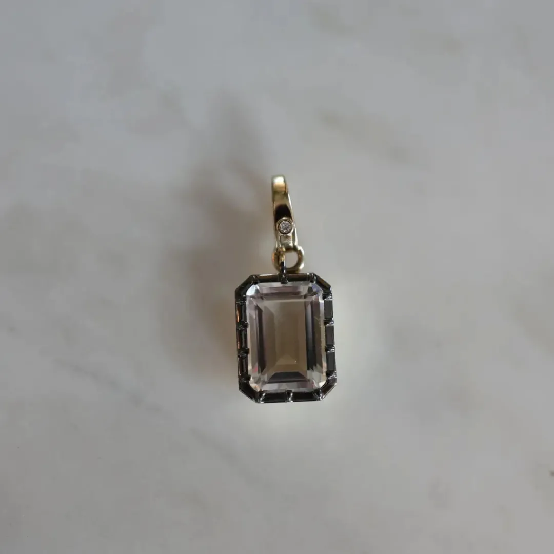 large_white_topaz_black_r_1.webp Mama Bijoux Large White Topaz Black Rhodium Pendant Outlet
