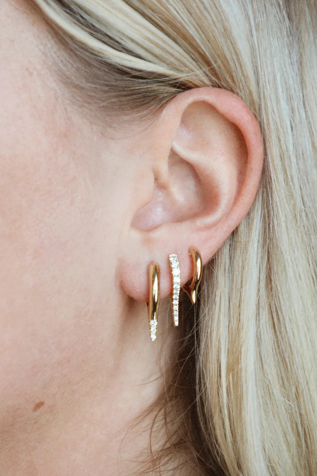 mini_bijoux_dagger_diamon_4.webp Mama Bijoux Mini Bijoux Dagger Diamond Huggie Earrings Clearance