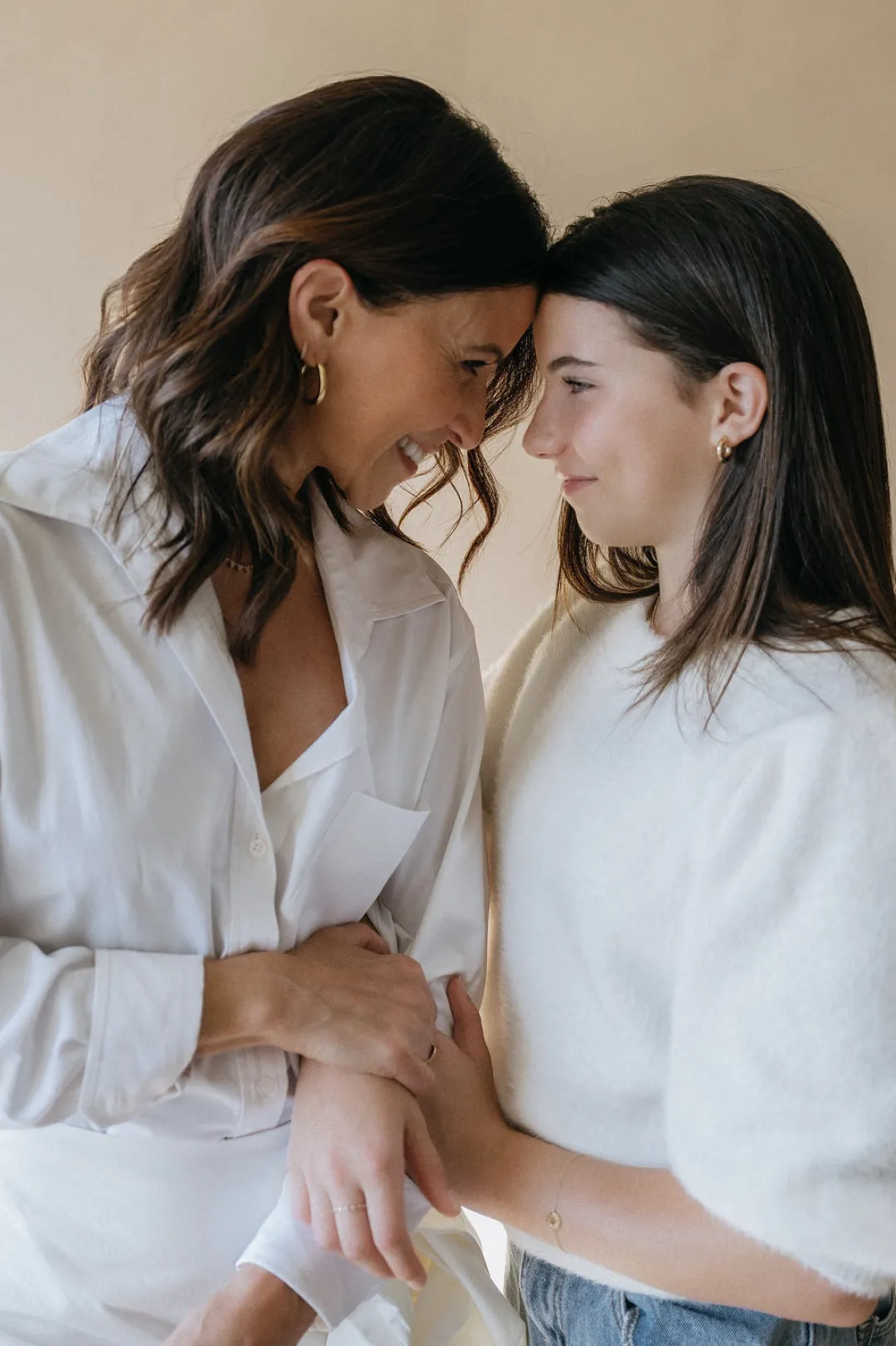 mom_amp_babe_hailey_toujo_3.webp Mama Bijoux Mom & Babe Hailey Toujours Hoops Set New