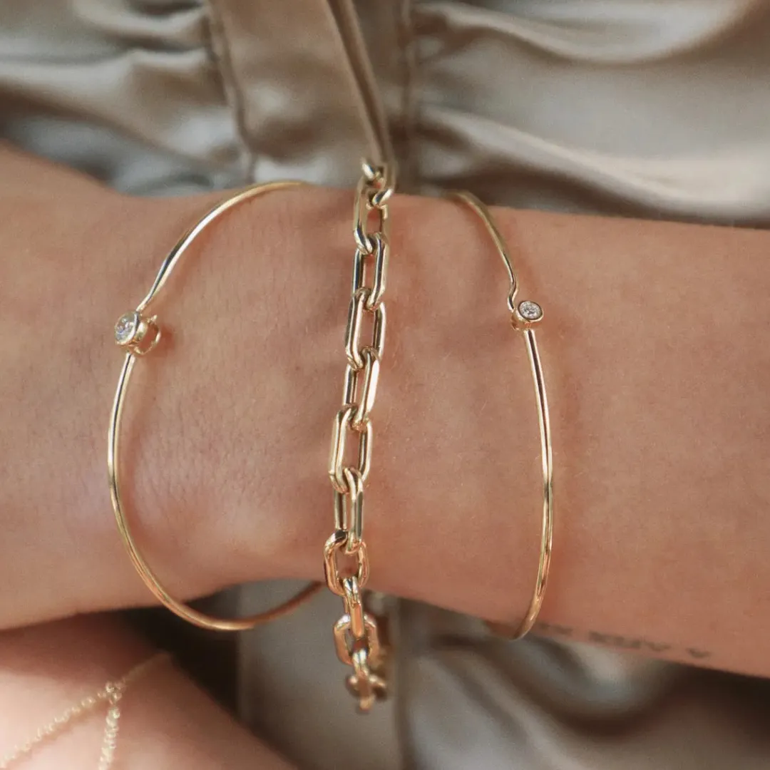 round_wire_medium_diamond_4.webp Mama Bijoux Round Wire Medium Diamond Bangle Fashion