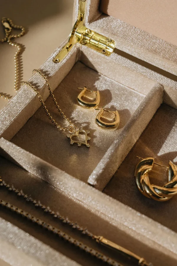 Mama Bijoux Square Hailey Hoops New